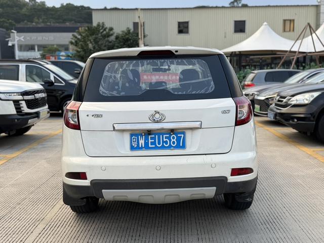 Geely GX7 Classic Edition 1.8L d'occasion certifiée, modèle urbain à boîte manuelle de 2015, conforme à la norme d'émission chinoise IV - u21144072