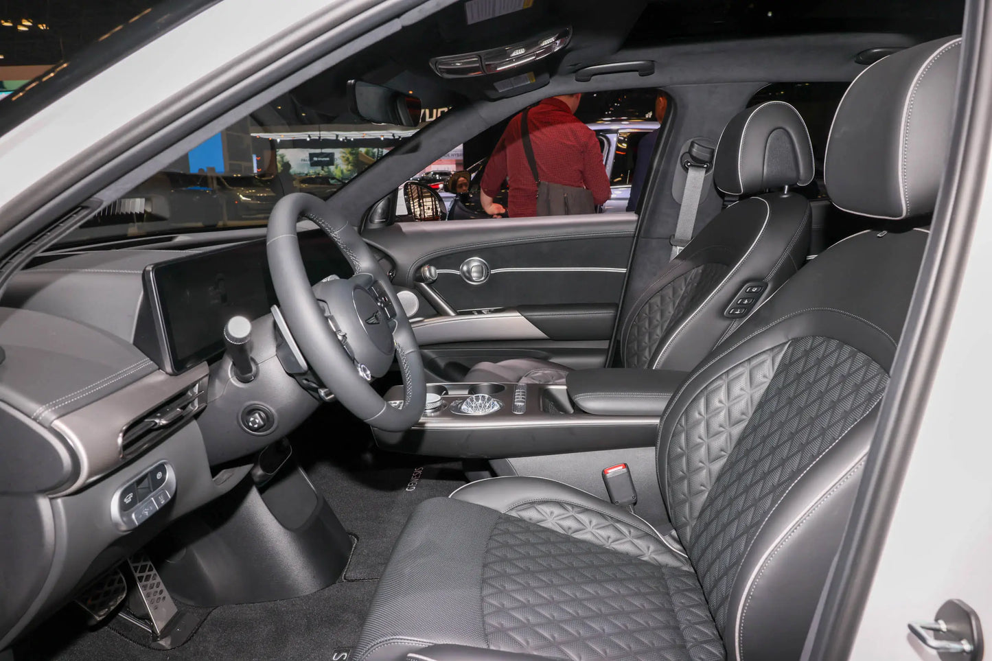 Genesis GV60