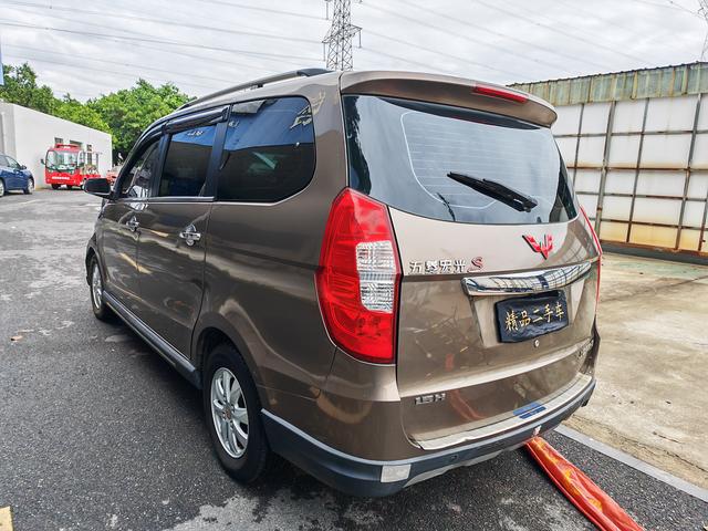 SAIC-GM-Wuling Hongguang 2014 1.5LS Luxury Edition d'occasion certifiée - u22169939