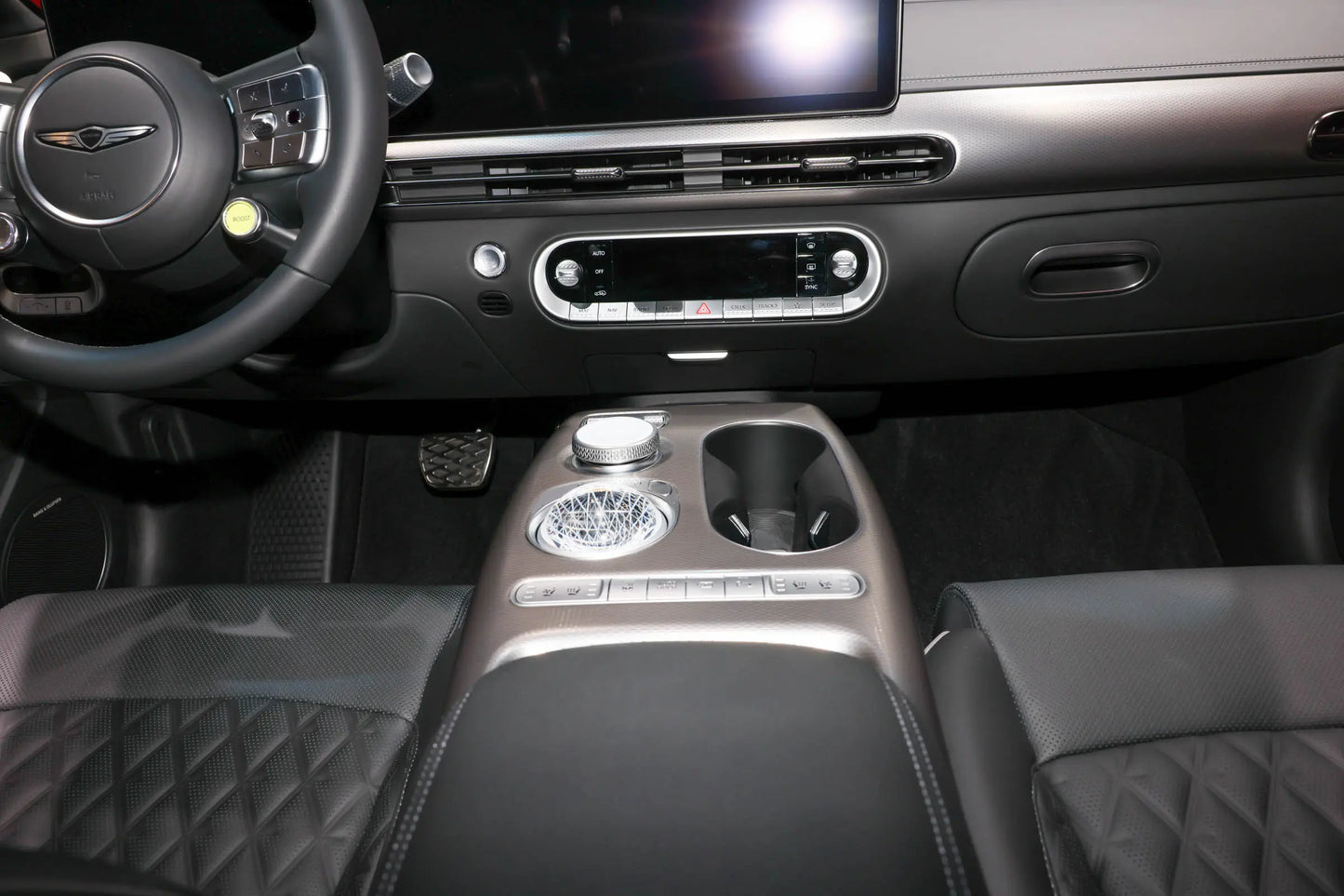 Genesis GV60