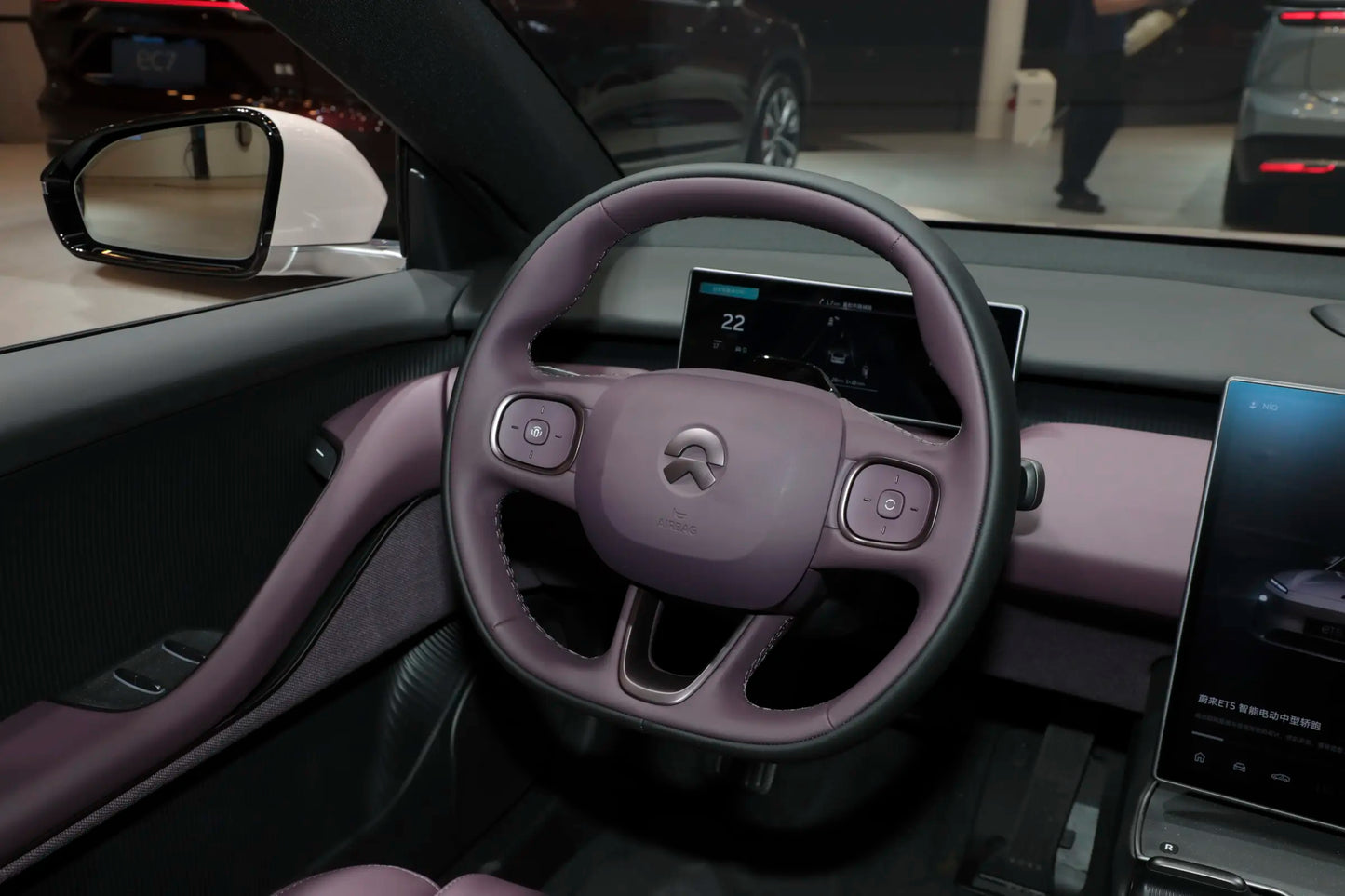 NIO ET5
