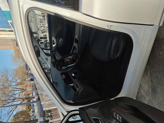 Pre-Owned Shangjie H5 2025 Extended Range Max