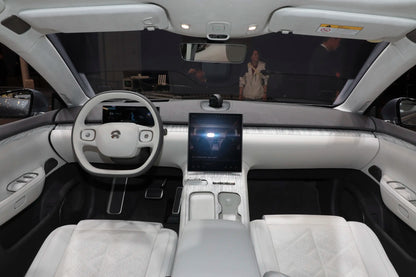 NIO ET7