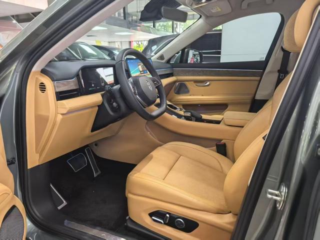 Pre - Owned 2022 AITO M5 Extended - Range Rear - Wheel Drive Standard Edition