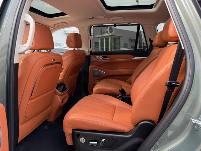 Certificated Pre-Owned GWM Lanshan 2025 4WD Max -u22113483