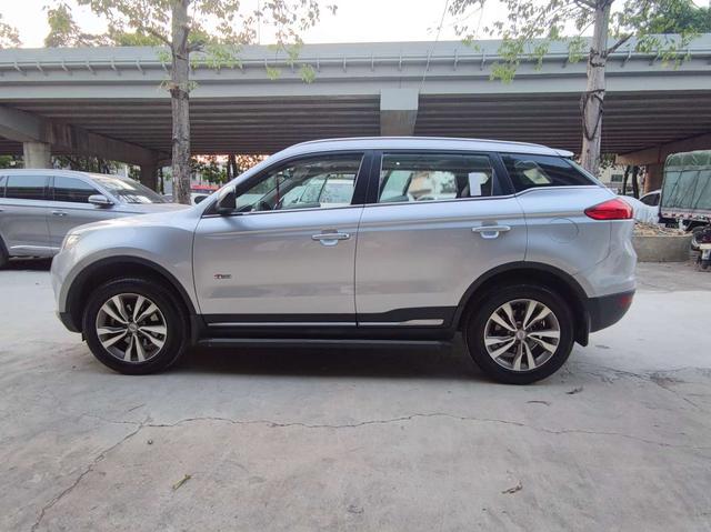 Certificated Used Geely Boyue 2018 Model 1.8TD Automatic Two - wheel Drive Smart Link Type 4G Connected Version