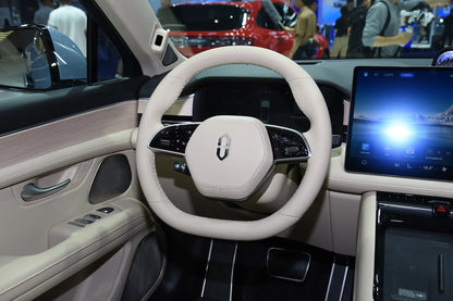 Seres Auto AITO M5