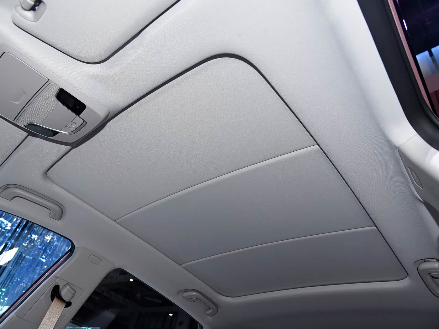 Geely Geometry M6