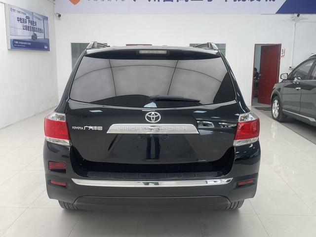 Certificated Pre-Owned GAC Toyota Highlander 2013 2.7L 2WD 5-Seater Purple Gold Edition - u22054559