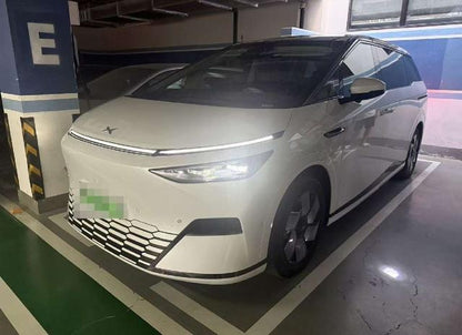 Pre-Owned XPeng X9 2024 Model 702 Ultra Long Range Max