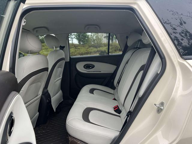 Pre-Owned Yiwei 3 2023 Model 505km Air