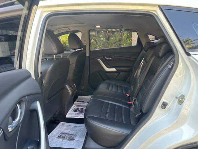 Certificated Pre-Owned Dongfeng Nissan Venucia T90 2017 2.0L CVT Intelligent Fashion Edition - u22056439