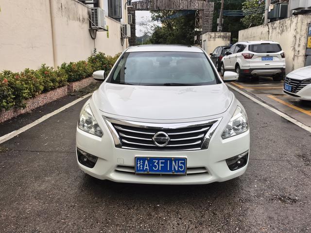 Certificated Pre-Owned Dongfeng Nissan Teana 2015 2.0L XL-Sporty UEFA Champions League Sports Edition - u22053493