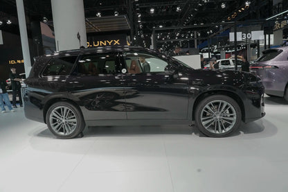 Leapmotor C16