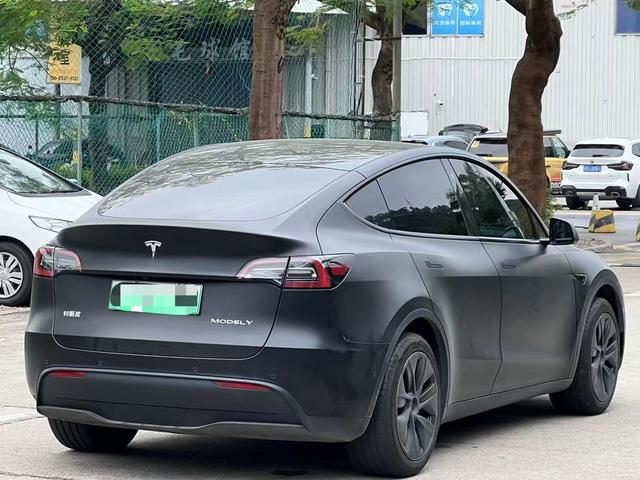 Pre-Owned Tesla Model Y 2023 Rear-Wheel Drive Version