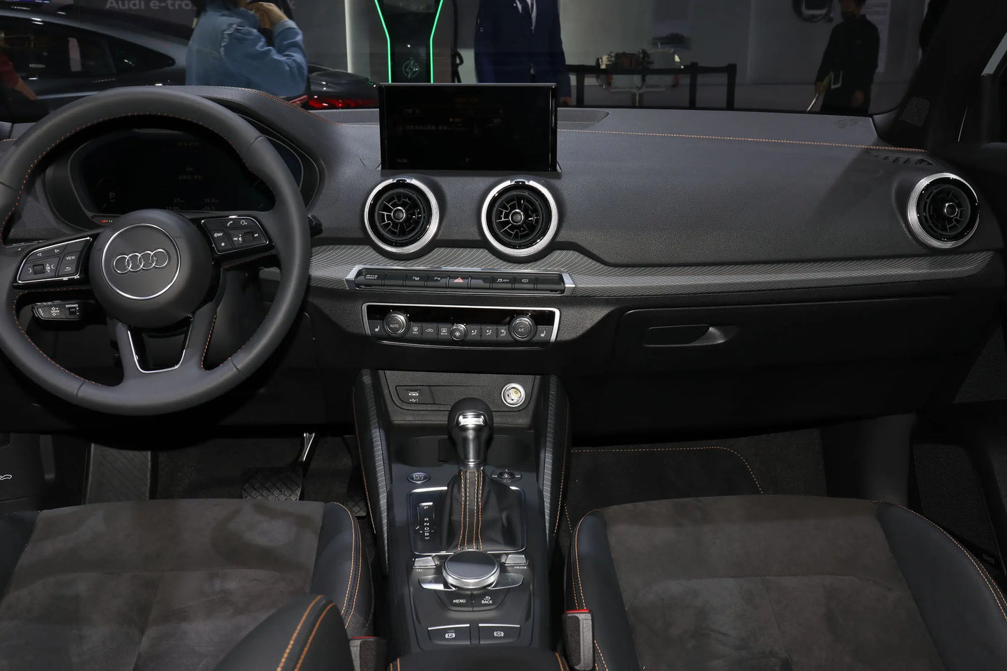 FAW-Audi Q2L e-tron