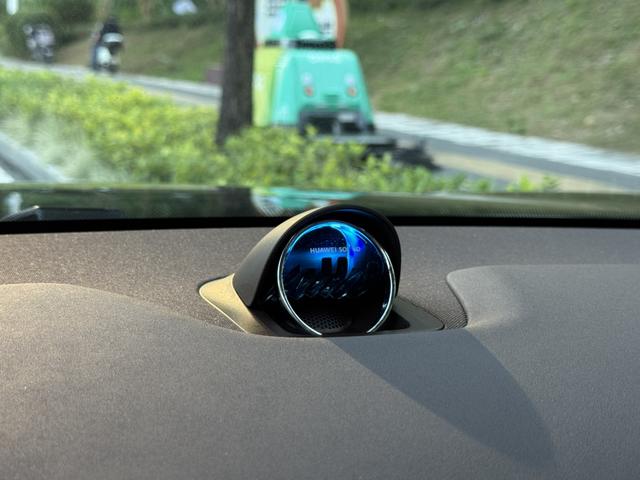 Pre - Owned AITO M7 2024 Pro Six - Seat Four - Wheel Drive Intelligent Driving Edition