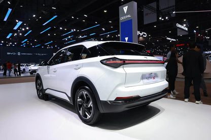 Hozon Auto Nezha X