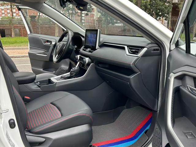 Certificated Pre-Owned RAV4 Rongfang PHEV 2022 2.5L Two-Wheel Drive Elite Pro -u21494345