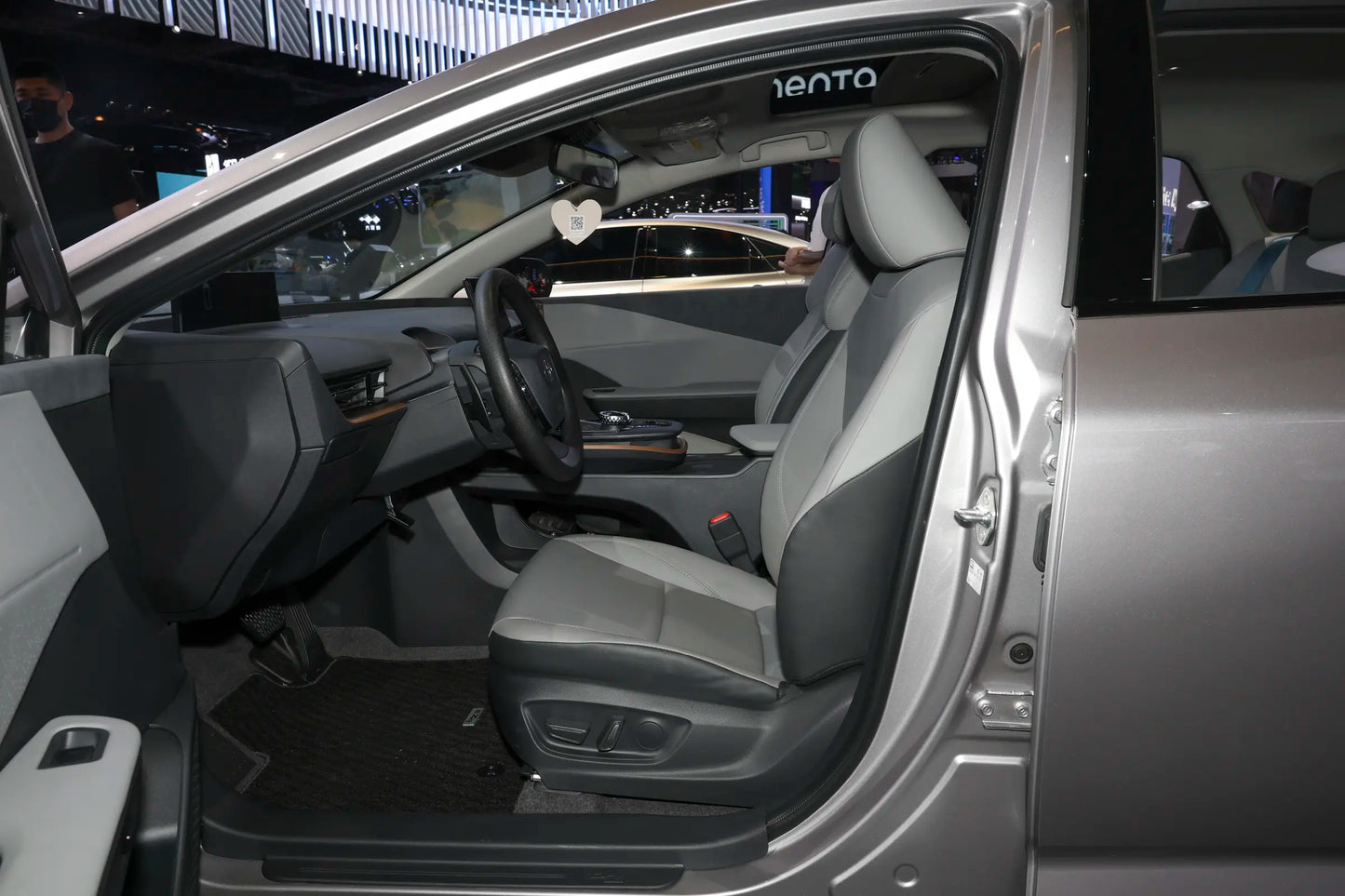 FAW Toyota bZ3