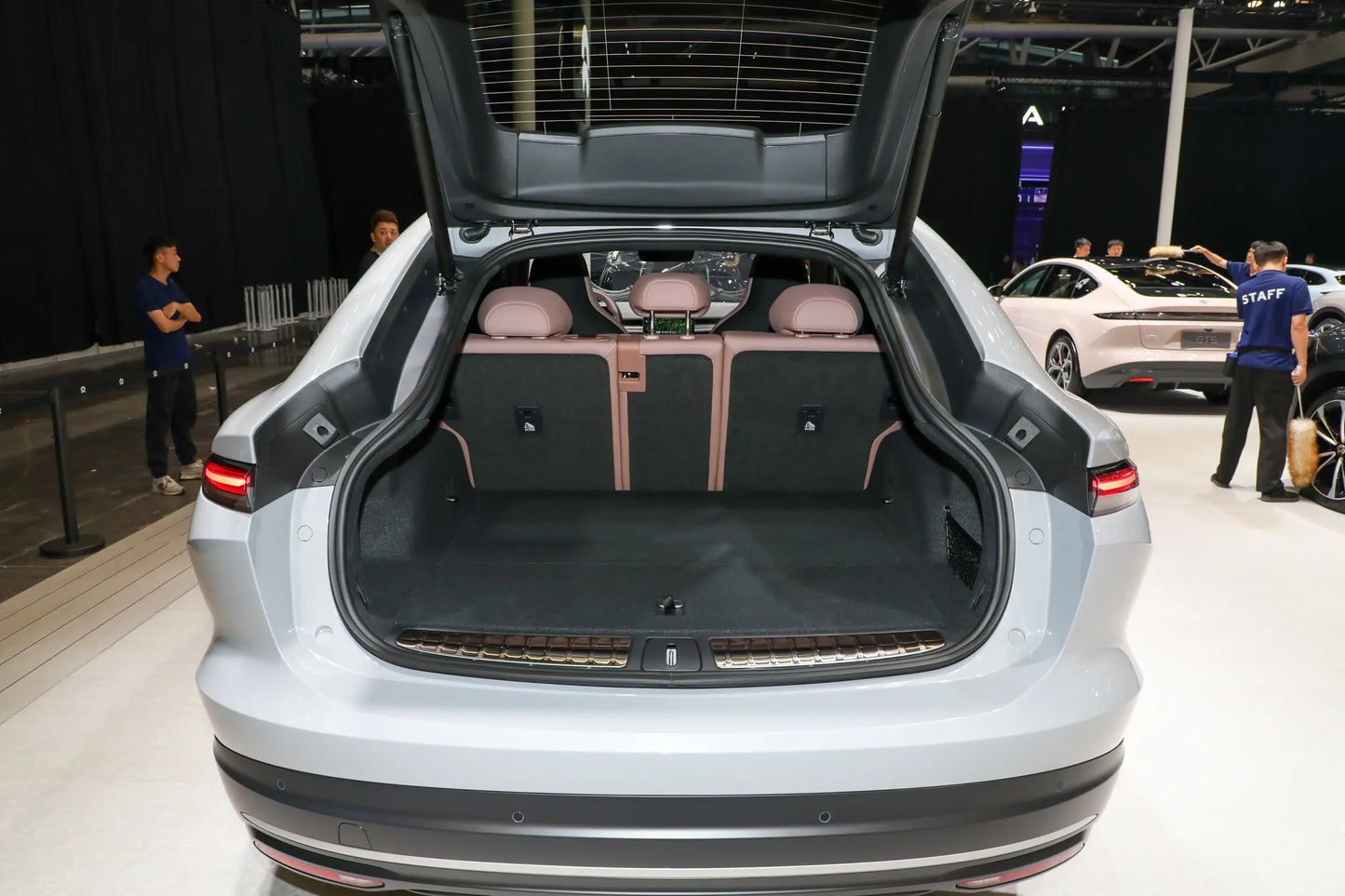NIO EC6