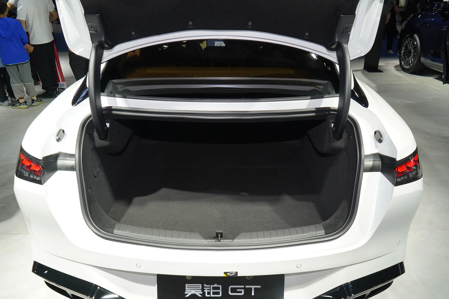 GAC AION Hyper GT