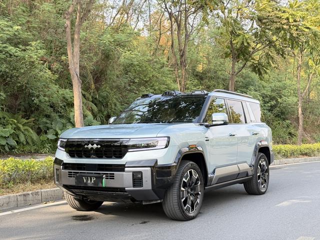 Certificated Pre-Owned Formula Leopard 8 2025 Brave and Intelligent Flagship Edition 6-Seater -u22104879