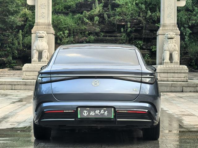 Certificated Pre-Owned BYD Seal DM 2023 DM-i 1.5T 200KM Flagship Version -u20929973