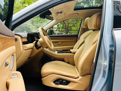 Pre - Owned 2024 AITO M7 Plus Five - seat Rear - wheel Drive Edition