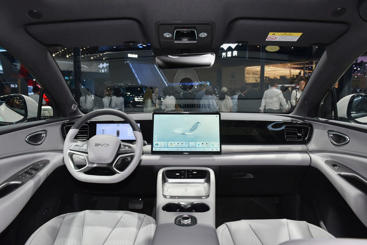 BYD Sea Lion 06 EV