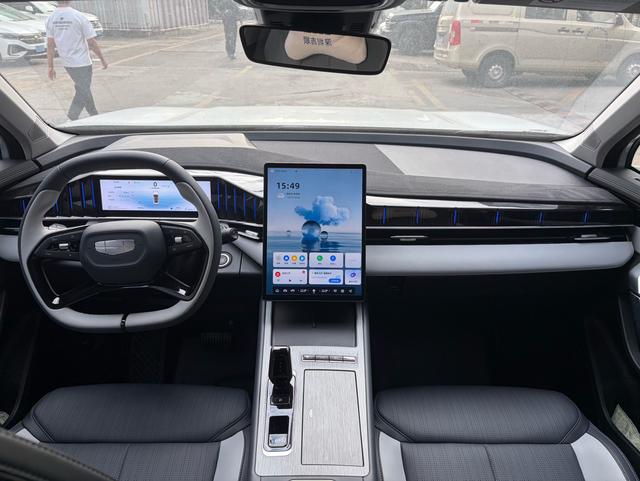 Certificated Used Geely Boyue L 2024 Edition 1.5TD DCT Distinguished Version