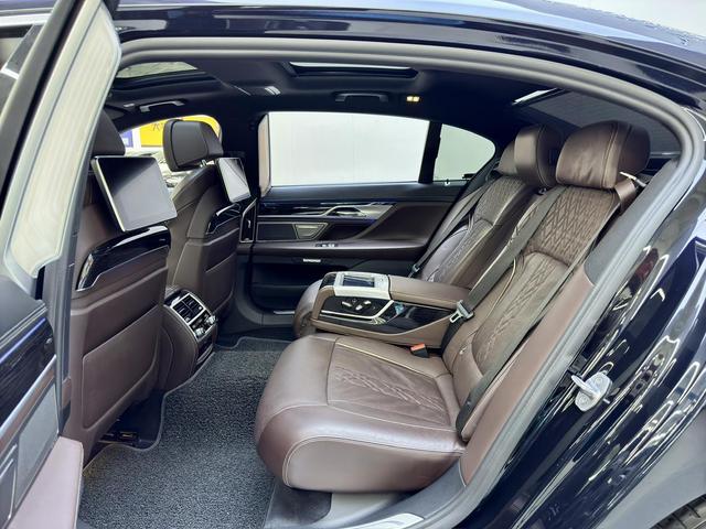 Certificated Used BMW 7 Series 2018 740Li Leading Edition M Sport Package - u22069222