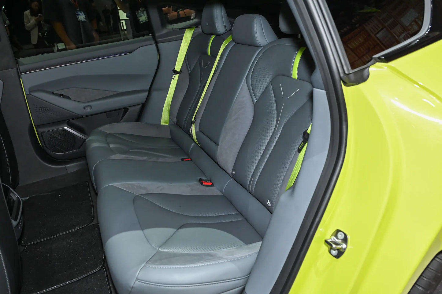 XPENG P7