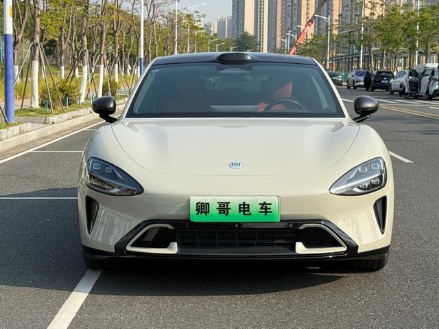 Pre-Owned Xiaomi SU7 2024 Model Rear-Wheel Drive Standard Long-Range Version