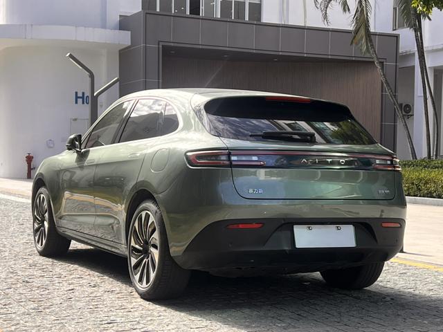 Pre - Owned 2022 AITO M5 Extended - Range 4WD Premium Edition