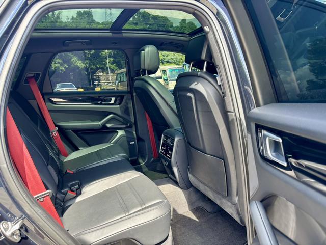 Certificated Pre-Owned Porsche Cayenne E-Hybrid 2023 Cayenne E-Hybrid 2.0T -u20676813