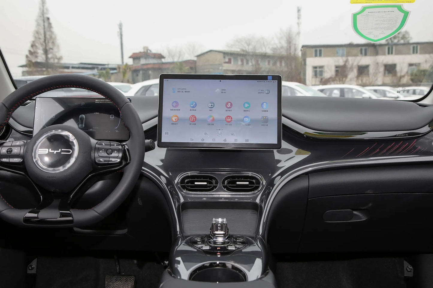 BYD e2