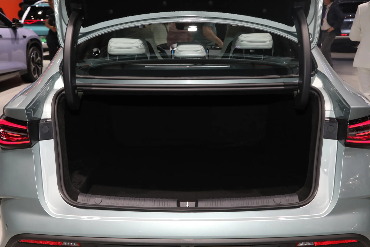 ختم BYD 06DM - هجين PHEV
