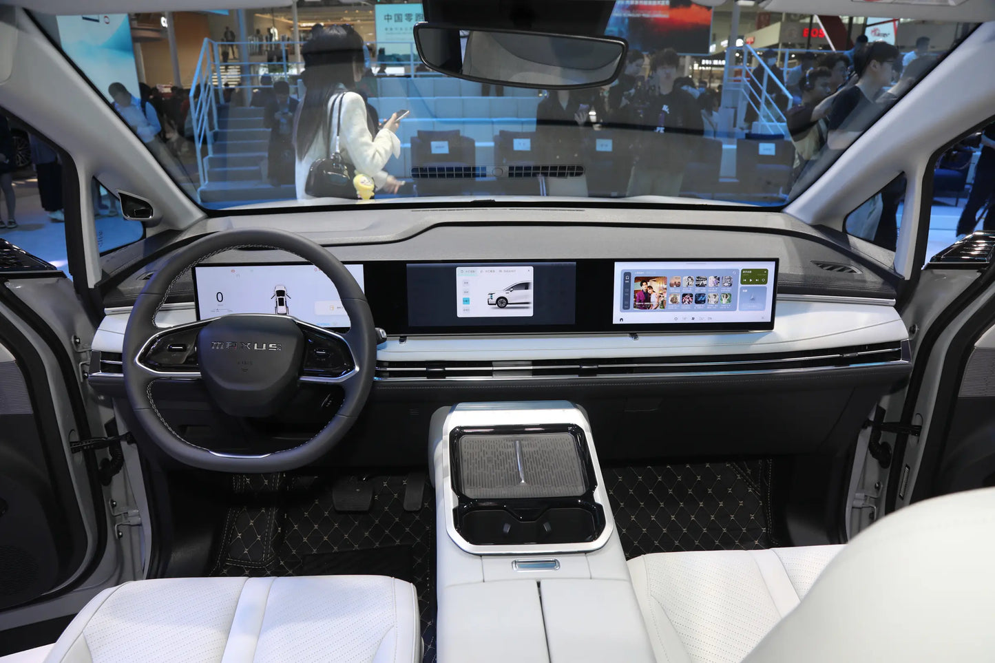 SAIC Maxus Dajia 7