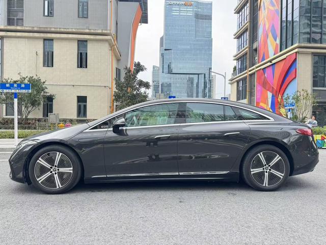 Pre-Owned Mercedes-Benz EQS 2022 Model EQS 450+ Luxury Version