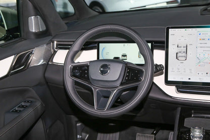 Volvo EM90