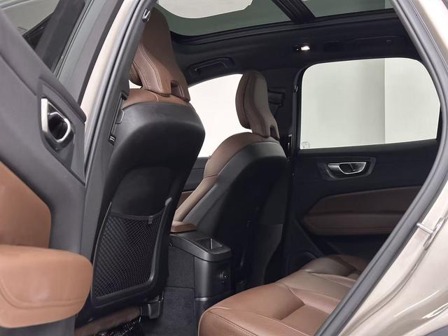 Certificated Pre-Owned Volvo XC60 PHEV 2023 T8 AWD Long-Range Inscription Luxury Edition -u22033569