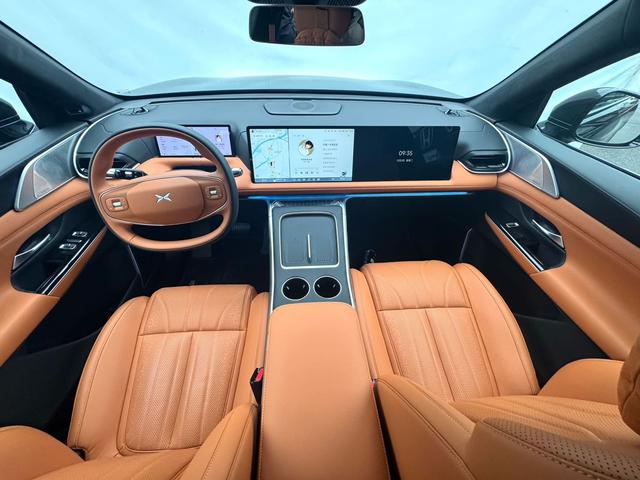 Pre-Owned XPeng G9 2025 Model 725 Long-Range Max