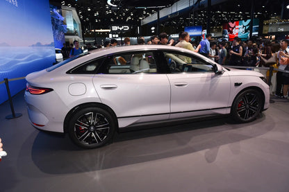 BYD Qin L EV