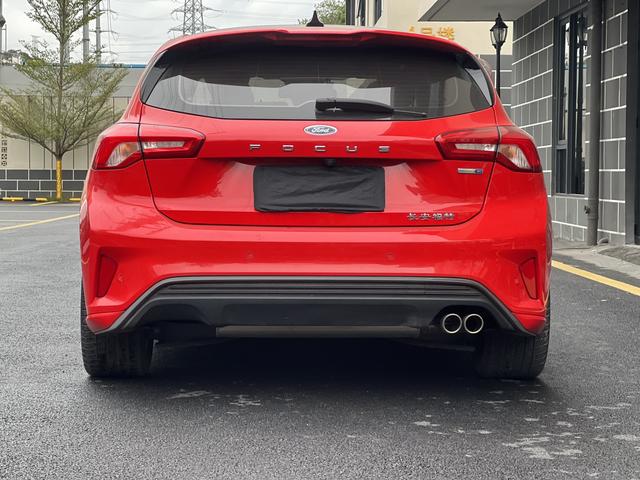 Certificated Used Ford Focus 2020 Hatchback EcoBoost 180 Automatic ST Line - u22066842