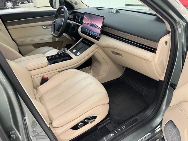 Pre - Owned 2022 AITO M7 Two - Wheel Drive Comfort Edition