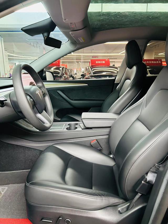 Pre-Owned Tesla Model Y 2022 Facelift Rear-Wheel Drive Edition