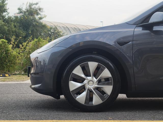 Pre-Owned Tesla Model Y 2021 Standard Range Rear-Wheel Drive Version