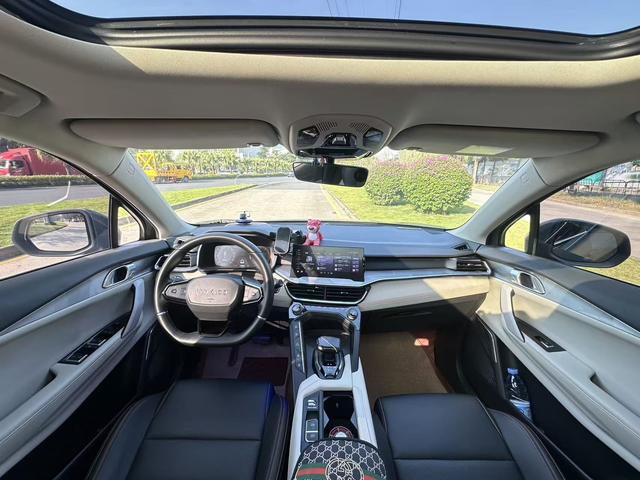 Certificated Pre-Owned Lynk & Co 06 EM-P 2020 Plus -u22056591