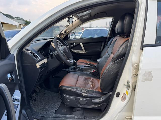 Geely GX7 Classic Edition 1.8L d'occasion certifiée, modèle urbain à boîte manuelle de 2015, conforme à la norme d'émission chinoise IV - u21144072